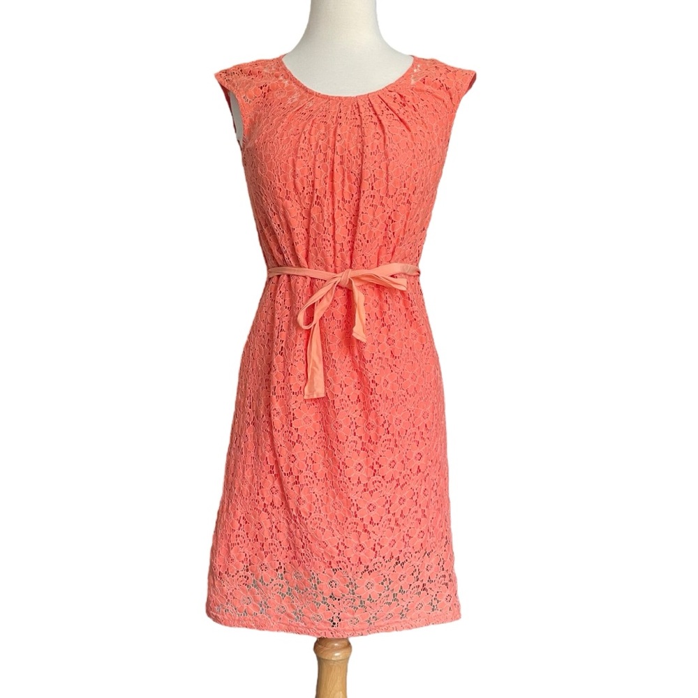 Neiman Marcus Women’s Eyelet Lace Floral Coral Shift Dress Size 4